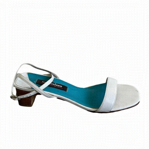 TOWN SHOES White Leather Square Toe Sandals Small Block Heel Ankle Straps 7
